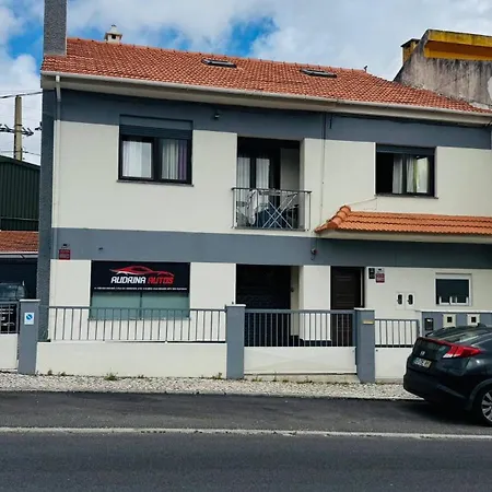 Cozy 2-bedroom In Pontinha, Portugal Pontinha e Famoes